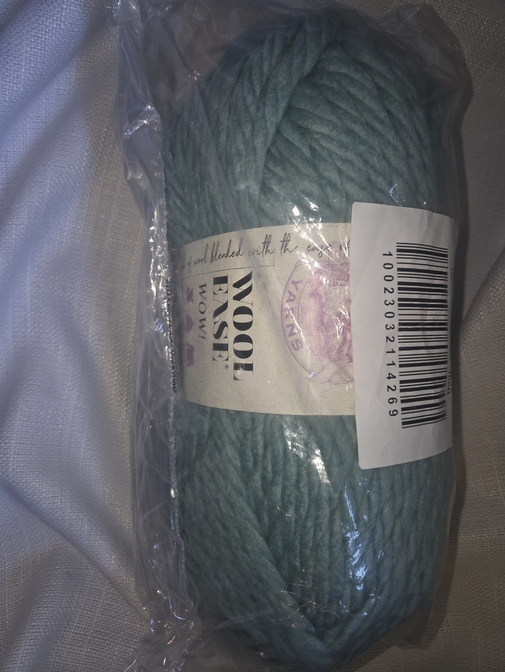 Lion Brand WoolEase Wow! Super Bulky Yarn Lot, (5) Full, (1) Partial, Multicolor - Picture 7 of 8